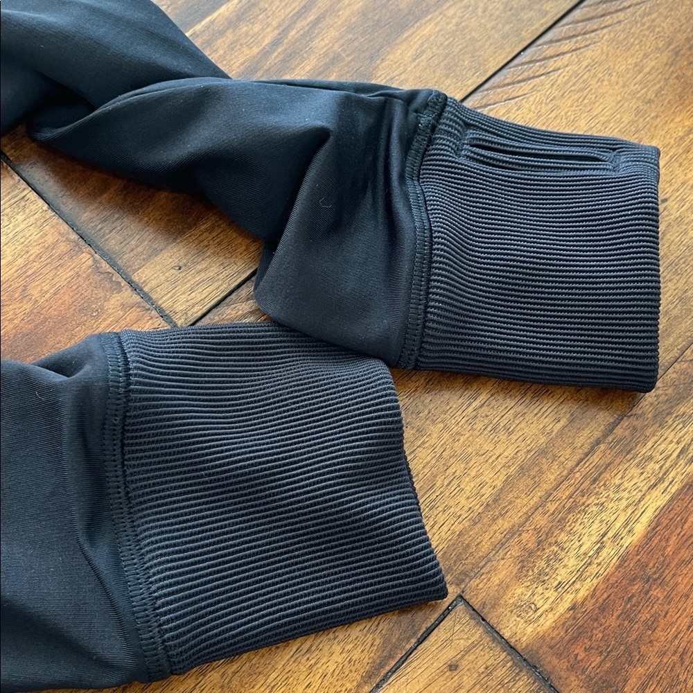 Under Armour Train All Weather 1/2 Zip Black long sleeve pullover sweatshirt XS - Picture 8 of 11
